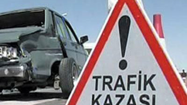 İki Otomobil Çarpıştı: 3 Yaralı