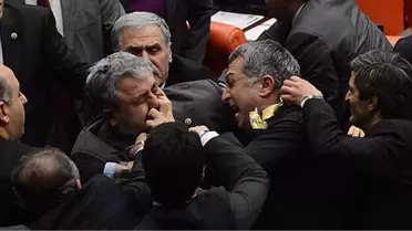 CHP'li Kulkuloğlu, Meclis'teki Kavganın Ardından 12 Gün İş Göremez Raporu Aldı