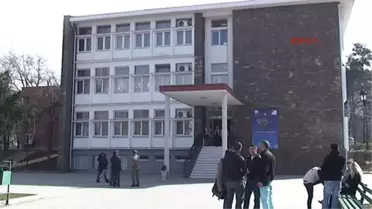 Kosova'da Görev Yapan Türk Askeri Prizren Kamu Üniversitesi'ne Modern Donanımlı Kütüphane Yaptı