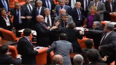 Meclis'te Yine Kavga