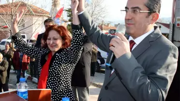 Belediye Başkanının Adaylığı Düşürüldü, Yerine Eşi Aday Oldu
