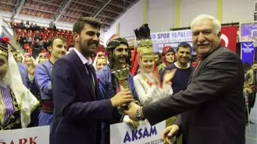 Aksam, Halk Oyunları'nde Afyonkarahisar 1.'si Oldu