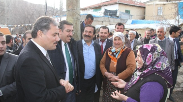 AK Parti Heyeti Hekimhan'ı Ziyaret Etti