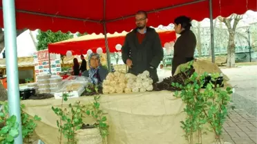 Potansiyel İş Kadınları Fuarı'da Keçi Boynuzu Lokumu Tanıtıldı