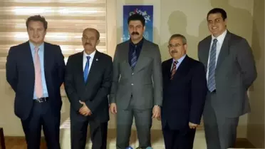 ABD Konsolos Heyeti CHP İl Başkanlığını Ziyaret Etti
