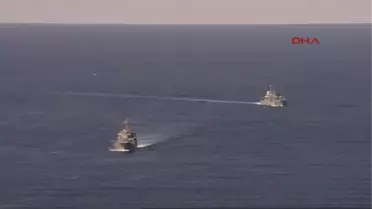 Rus Savaş Gemileri İstanbul Boğazında