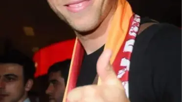 Elmander: Tekrar Galatasaray'da Oynamak İsterim