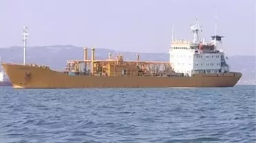 İzmit Körfezi'nde Yedi Yıldır Duran Lpg Yüklü Gemide Tahliye Başladı