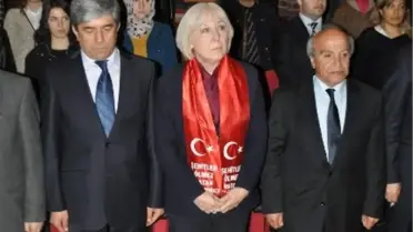 Banu Avar Kayseri'de Milli İrade Konferansı Verdi