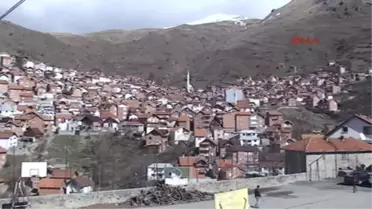 Türk Askeri Kosova'da 100 Bin Euro'ya Mal Olan Okul Onardı