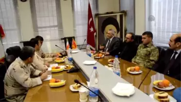 Türk ve İran Heyeti Sınırda Bir Araya Geldi