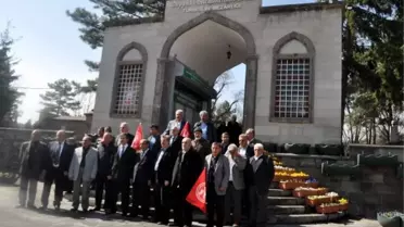 DP'li Adaylar Seyyid Burhaneddin Hazretleri'nin Türbesini Ziyaret Etti