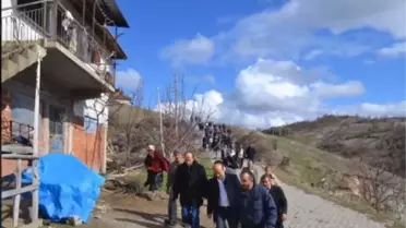 AK Parti Selendi Belediye Başkan Adayı Muhammet Akcan Kendi Köyünde Başkan Gibi Karşılandı