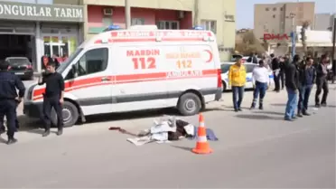Kamyonun Çarptığı Kadın Öldü, Vatandaşlar Yol Kapattı