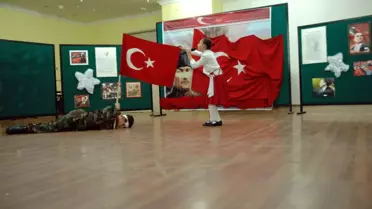 Fatsa'da Minikler İstiklal Marşı'nı Güzel Okumak İçin Yarıştı