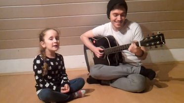 'Kış Masalı'nı Seslendiren Minik Kız Sosyal Medyanın Dilinde