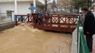 Taşkın Riski Nedeniyle Köprüler Kaldırıldı