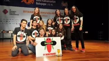 Turnuvadan Kupayla Döndüler