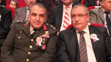 Mehmet Akif Ersoy Saygı ile Anıldı