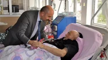 Diyaliz Hastaları Dünya Böbrek Günü'nde Unutulmadı