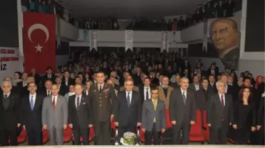 İstiklal Marşını Güzel Okuma Yarışmasında Dereceye Girenler Ödüllendirildi