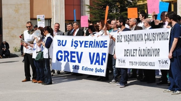 Sağlık Sendikalarının Tıp Bayramı Tepkisi