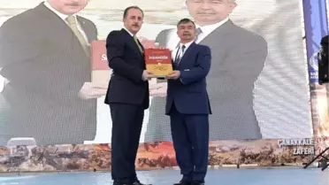 Bakan Yılmaz, Bağcılar'daki Çanakkale'yi Gezdi