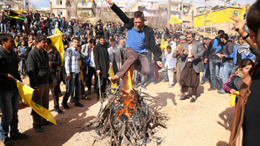 Eğil Newroz Ateşiyle Oynadı!