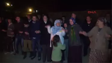 Hakkari'deki Şenlikte Nevruz Ateşi Yakıldı
