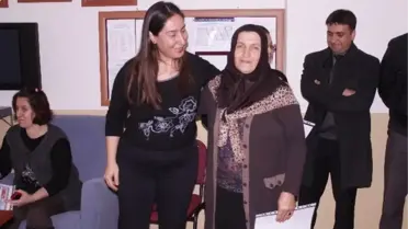 Aile Eğitimi Programını Tamamlayan Velilere Belge Verildi