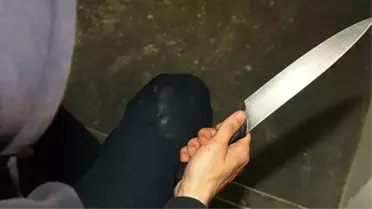 İmam Namaz Sırasında Bıçaklandı