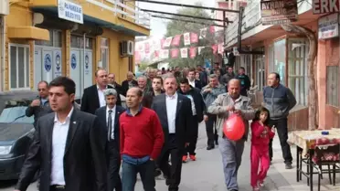 CHP Konvoyuna Davullu Zurnalı Karşılama