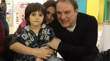 Burak Sergen Oğluyla Birlikte Sokak Oyunlarında Yarıştı