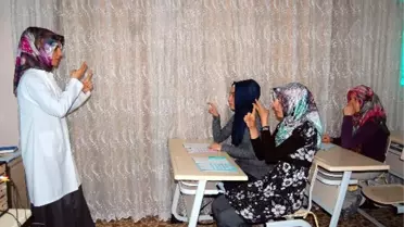 İşaret Diliyle Kur'an Eğitimi