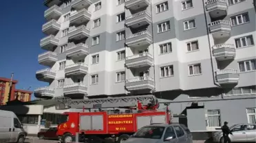 Kız Öğrenci Yurdunda Korkutan Yangın