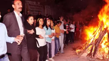 Kurbanoğlu Esnaf Ziyaret Edip, Newroz Etkinliğine Katıldı
