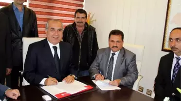 Suşehri Belediyesi Toplu İş Sözleşmesi İmzaladı