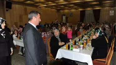 Vali ve Eşinden Şehit Aileleri ve Gazilere Yemek