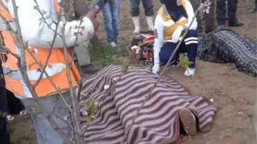 Freni Boşalan Traktörün Altında Kalan 2 Kişi Öldü