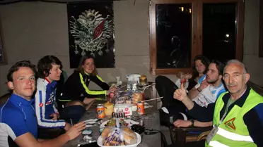 İstanbul'dan Çin'e Gitmek İçin Pedal Çeviriyorlar