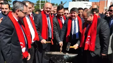 Nevruz Ateşinden Atlayıp Mesir Macununu Kardılar