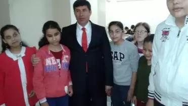 Gözlerindeki Karanlığa İnat Eğitimle Aydınlandılar