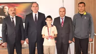 Tuncer, Thai Boks Türkiye Şampiyonu Oldu