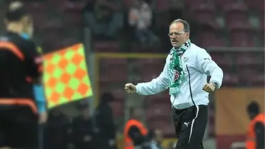 Bursaspor'un Yeni Teknik Direktörü İrfan Buz Oldu