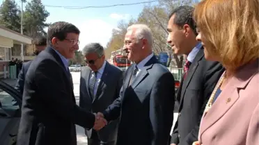 Bakan Davutoğlu Burdur'da