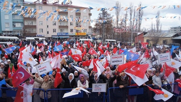 AK Parti Kağızman'da Seçim Mitingini Yaptı
