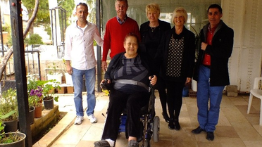 Didim'de Helpin Hands Grubu Bir Engelliyi Daha Sevindirdi