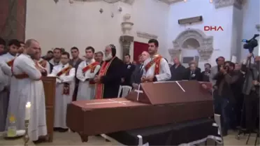 Bahe'sini Son Yolculuğuna Uğurladımardin 'Bahe'sini Son Yolculuğuna Uğurladı