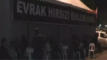 AK Parti'den 'Evrak Hırsızı Bekleme Kampı' Çadırı
