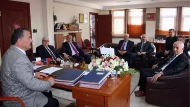 Eğitim Camiasından Başkan Karakullukçu'ya Tebrik Ziyareti
